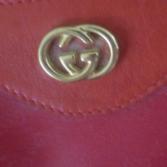 Authentic Red Gucci bag. - Picture 3 of 6